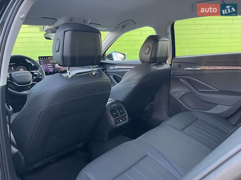 Ліфтбек Skoda Superb 2025 в Києві