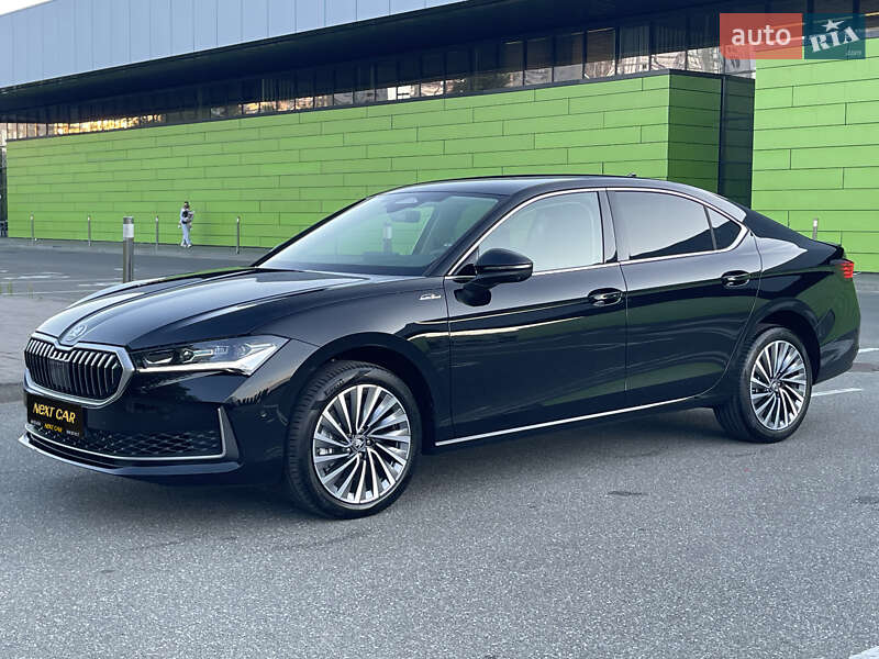 Ліфтбек Skoda Superb 2025 в Києві