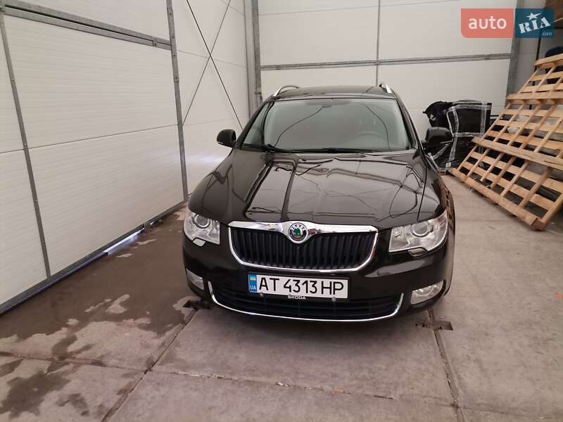 Универсал Skoda Superb 2011 в 