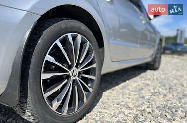 Лифтбек Skoda Superb 2013 в 