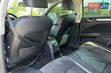 Лифтбек Skoda Superb 2013 в 