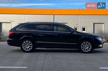 Универсал Skoda Superb 2010 в 