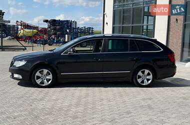 Універсал Skoda Superb 2013 в 
