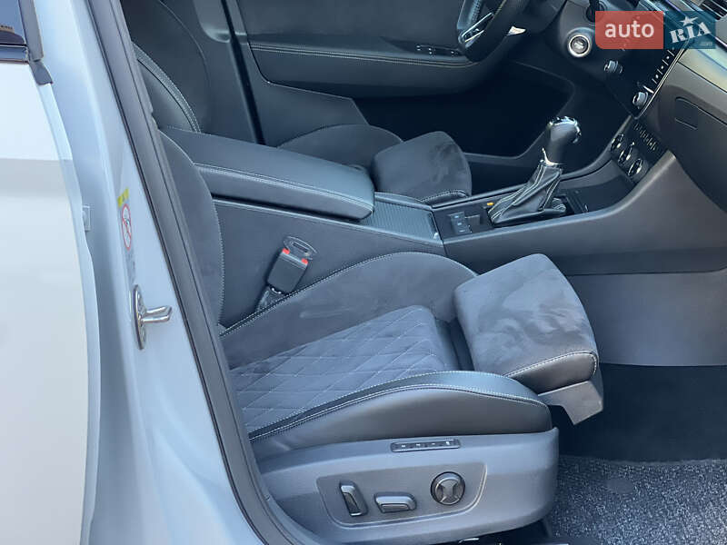 Лифтбек Skoda Superb 2022 в Одессе