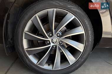Лифтбек Skoda Superb 2018 в 