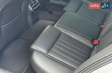 Лифтбек Skoda Superb 2019 в 