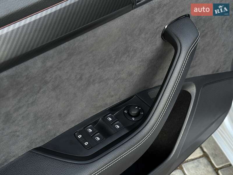 Универсал Skoda Superb 2021 в Луцке