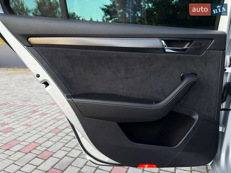 Универсал Skoda Superb 2021 в Луцке