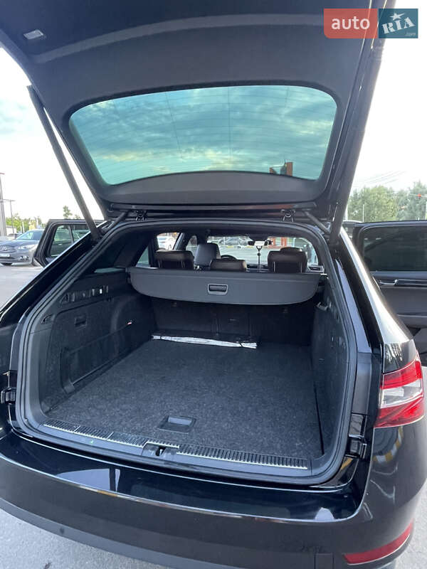 Универсал Skoda Superb 2015 в Ирпене