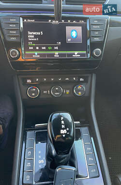 Универсал Skoda Superb 2015 в 