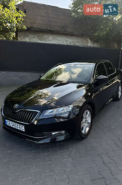 Лифтбек Skoda Superb 2017 в Черновцах