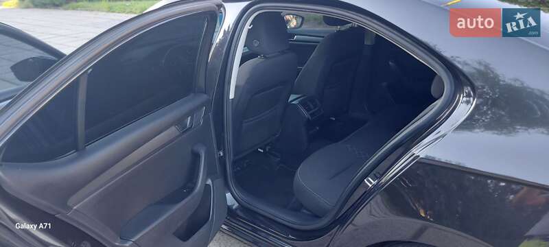 Лифтбек Skoda Superb 2017 в Калуше