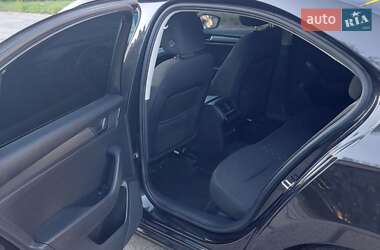Лифтбек Skoda Superb 2017 в 