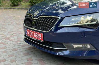Универсал Skoda Superb 2018 в 