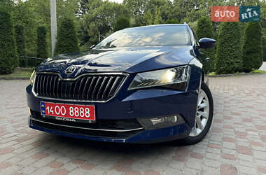 Универсал Skoda Superb 2018 в 