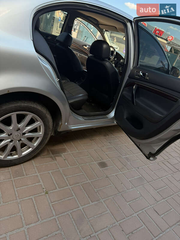 Лифтбек Skoda Superb 2005 в Белой Церкви