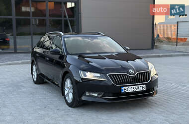 Универсал Skoda Superb 2018 в 