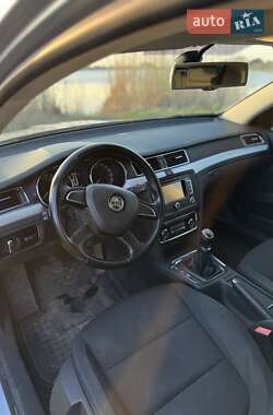 Универсал Skoda Superb 2013 в Киеве