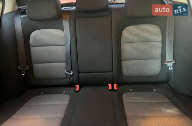 Лифтбек Skoda Superb 2012 в 
