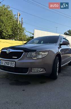 Универсал Skoda Superb 2011 в Харькове
