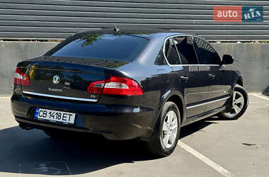 Лифтбек Skoda Superb 2010 в 