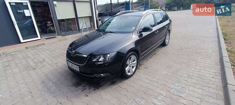 Універсал Skoda Superb 2014 в Бурштині