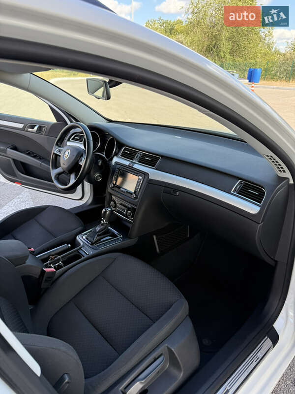 Универсал Skoda Superb 2014 в Днепре