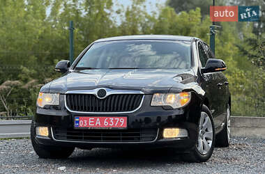 Лифтбек Skoda Superb 2010 в 