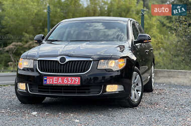 Лифтбек Skoda Superb 2010 в 