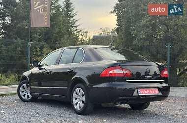 Лифтбек Skoda Superb 2010 в 