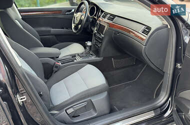 Лифтбек Skoda Superb 2010 в 