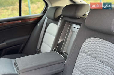 Лифтбек Skoda Superb 2010 в 