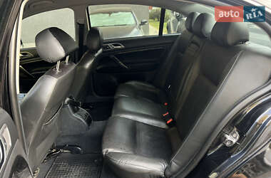 Лифтбек Skoda Superb 2005 в 
