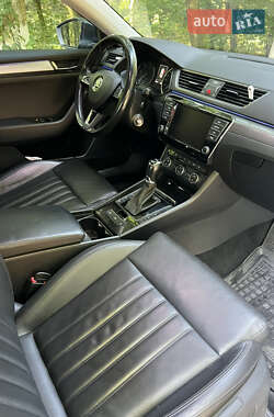 Лифтбек Skoda Superb 2016 в 