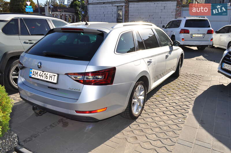 Универсал Skoda Superb 2017 в Житомире
