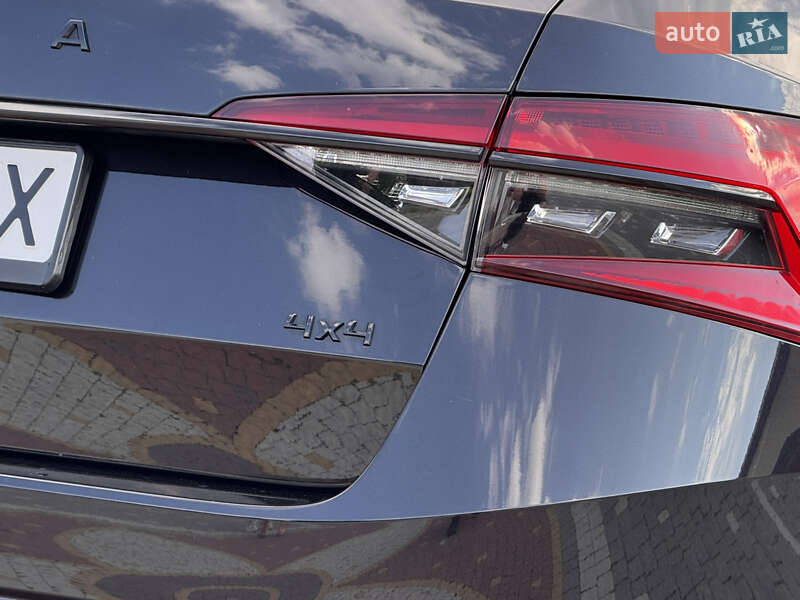 Универсал Skoda Superb 2020 в Дрогобыче