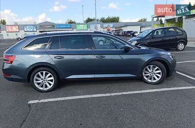 Универсал Skoda Superb 2019 в 