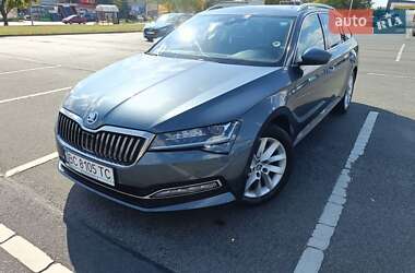 Универсал Skoda Superb 2019 в Львове
