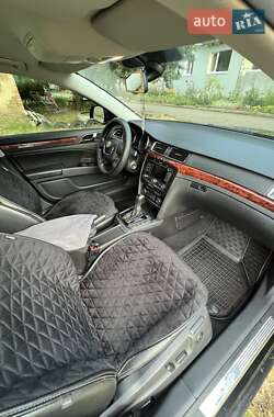 Лифтбек Skoda Superb 2013 в 