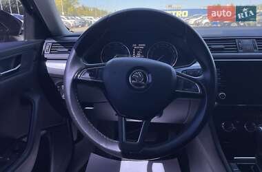 Лифтбек Skoda Superb 2018 в 