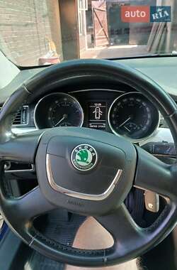 Универсал Skoda Superb 2011 в 