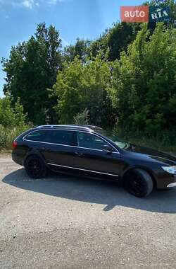 Универсал Skoda Superb 2012 в 