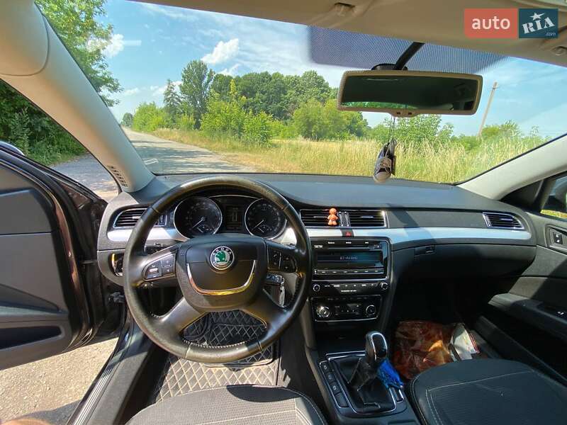 Универсал Skoda Superb 2012 в Тернополе