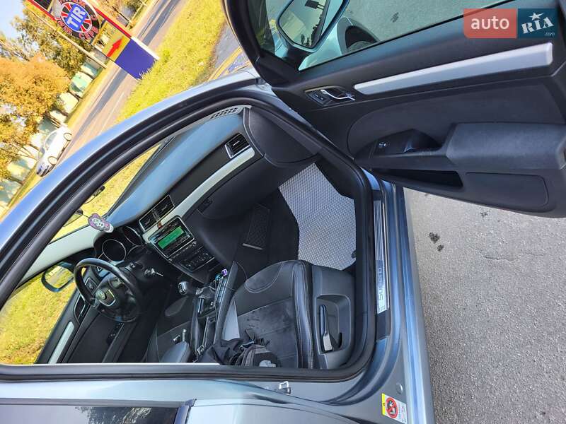Лифтбек Skoda Superb 2010 в Харькове