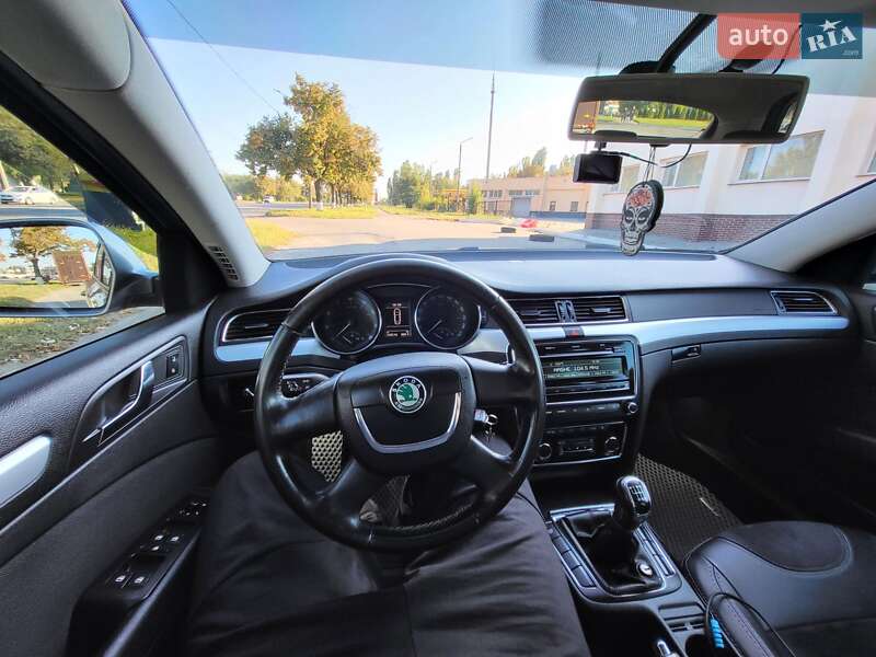 Лифтбек Skoda Superb 2010 в Харькове