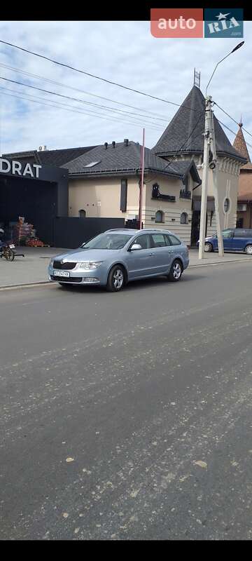 Skoda Superb 2010