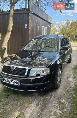 Ліфтбек Skoda Superb 2005 в Зарічному