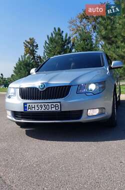 Лифтбек Skoda Superb 2012 в Краматорске