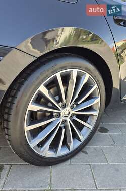 Универсал Skoda Superb 2016 в 