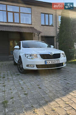 Ліфтбек Skoda Superb 2013 в Чернігові